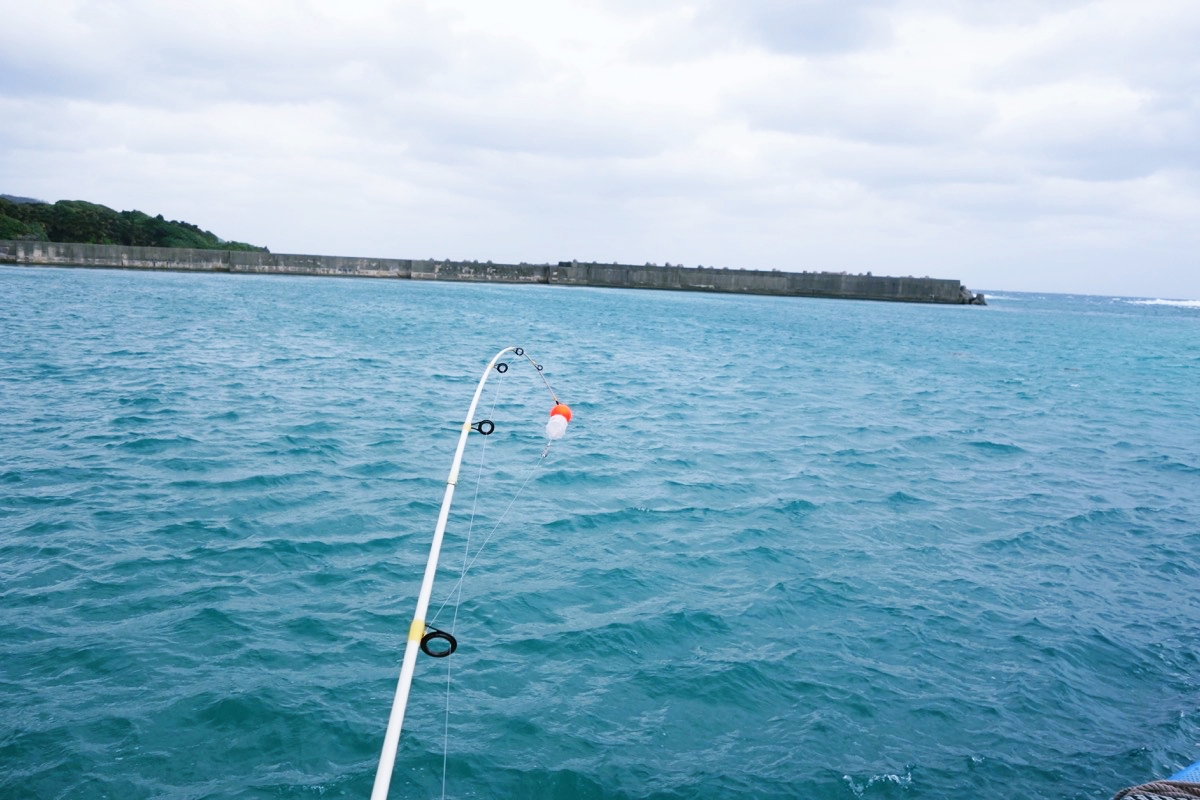 奄美ロングビーチの釣り竿